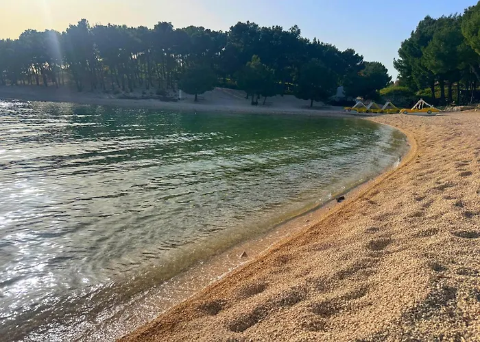 Semesterbostad Vesper Drage