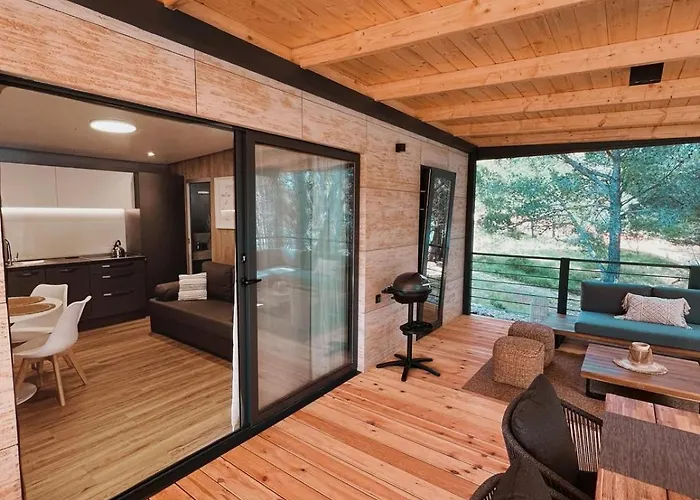 Semesterbostad Vesper Drage